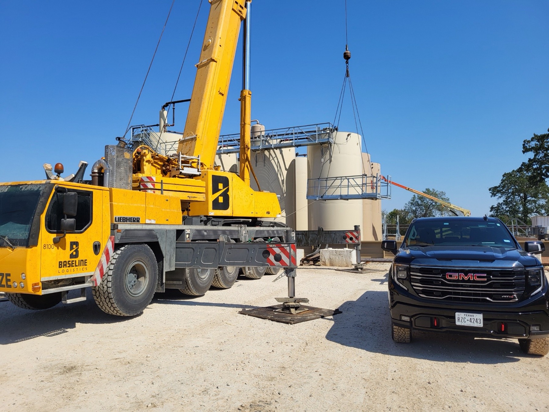 Industrial crane services